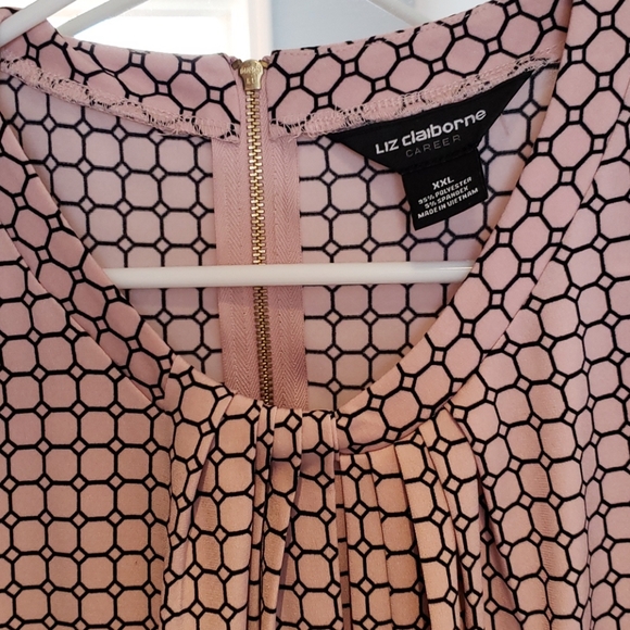 Liz Claiborne cap sleeve twist neck tee 2X - Picture 2 of 8